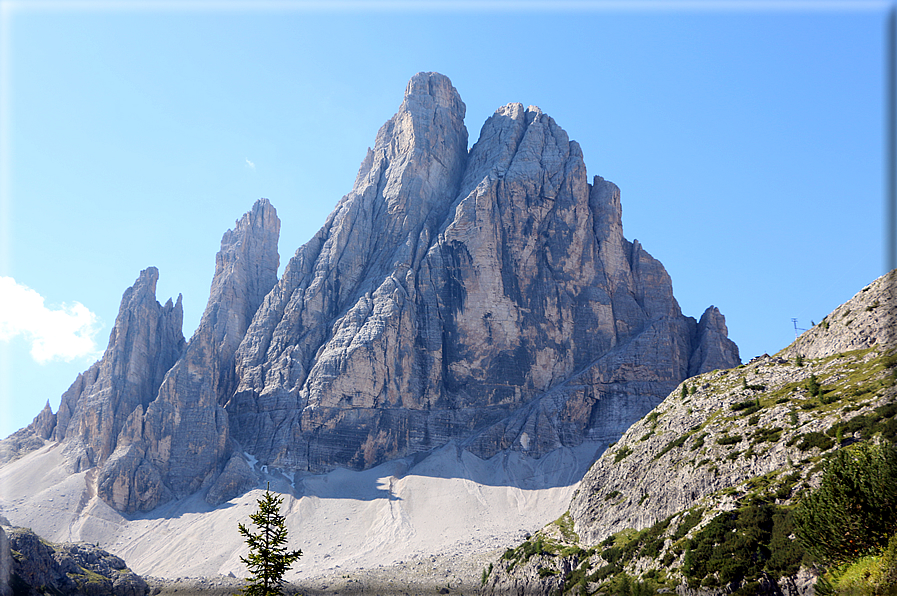 foto Rifugio Zsigmondy-Comici